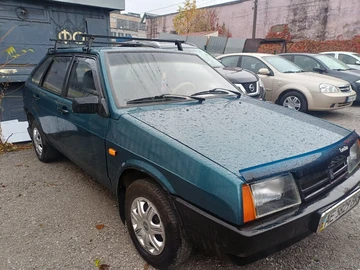 Авто ВАЗ 2109 1998 № 8149060