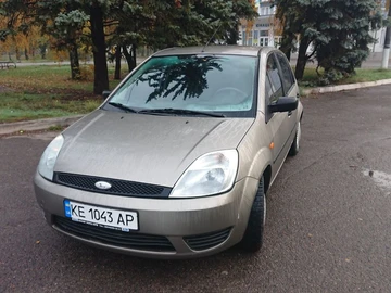 Авто Ford Fiesta 2003 № 8149184