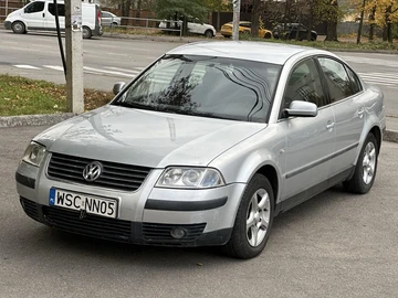 Авто Volkswagen Passat Sedan 2003 № 8149313