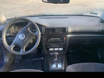 Авто Volkswagen Passat Variant 2000 № 8149325