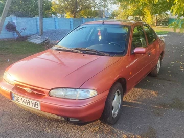 Авто Ford Mondeo 1993 № 8149449