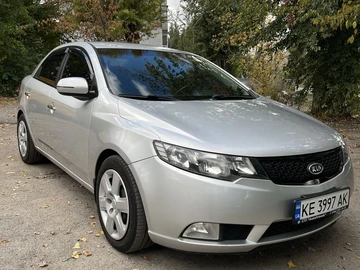 Авто KIA Cerato Forte  2012 № 8149551