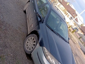 Авто Renault Laguna 2003 № 8149585