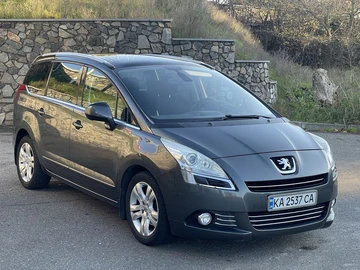 Авто Peugeot 5008 2011 № 8149728