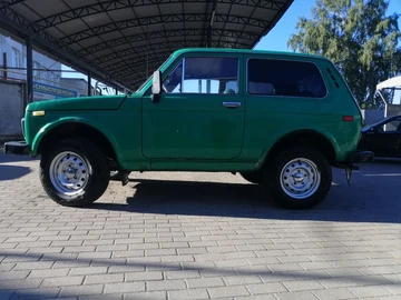 Авто ВАЗ 2121 1983 № 8149830