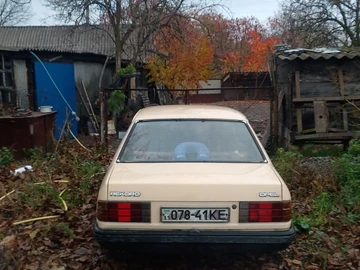 Авто Opel Rekord 1983 № 8149982