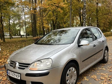Авто Volkswagen Golf 2004 № 8149985