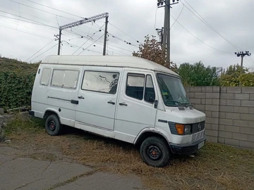 Авто Mercedes Mb 1994 № 8150018