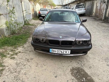 Авто BMW 7 Серия 1995 № 8150037