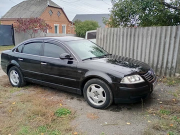 Авто Volkswagen Passat Sedan 2001 № 8150309