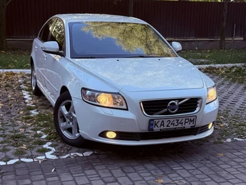 Авто Volvo S40 2012 № 8150405