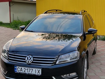 Авто Volkswagen Passat Variant 2013 № 8150414