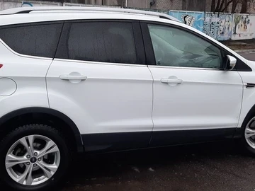 Авто Ford Kuga 2016 № 8150456