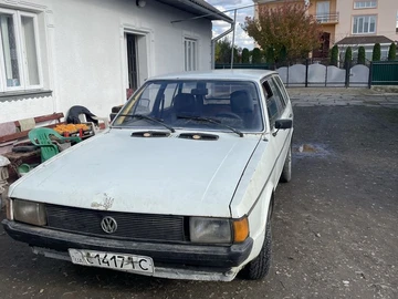 Авто Volkswagen Passat Variant 1979 № 8150601