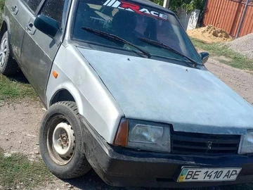 Авто ВАЗ 2109 1985 № 8150602