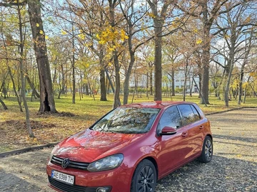 Авто Volkswagen Golf 2010 № 8150607