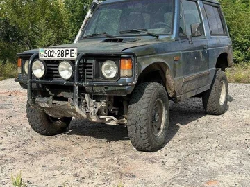 Авто Mitsubishi Pajero 1987 № 8150758