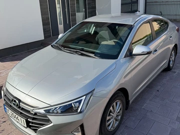 Авто Hyundai Elantra 2019 № 8150767