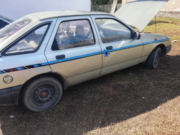Авто Ford Canyon 1987 № 8150912