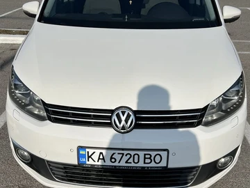 Авто Volkswagen Touran 2011 № 8150938