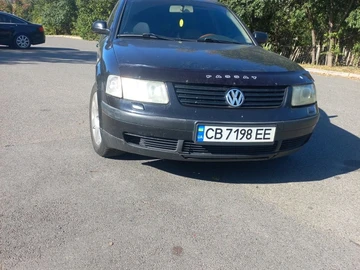 Авто Volkswagen Passat Variant 1999 № 8150979