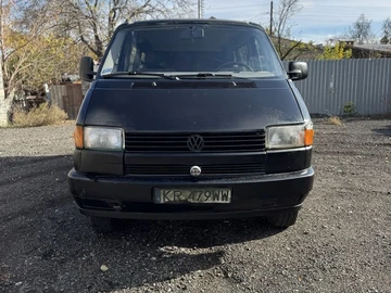 Авто Volkswagen Transporter 1993 № 8151051