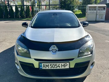 Авто Renault Megane 2011 № 8151104