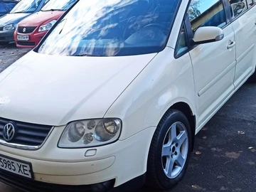Авто Volkswagen Touran 2004 № 8151207