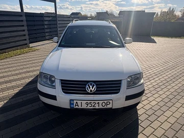 Авто Volkswagen Passat Variant 2001 № 8151222