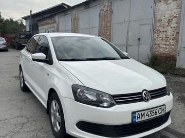 Авто Volkswagen Polo 2012 № 8151256