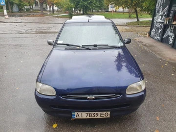 Авто Ford Escort 1995 № 8151565