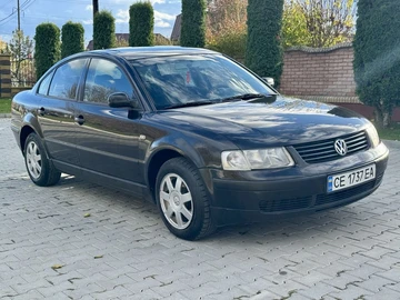 Авто Volkswagen Passat Sedan 2000 № 8151573