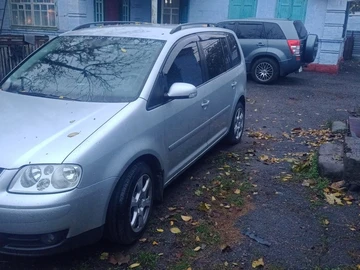 Авто Volkswagen Touran 2003 № 8151700