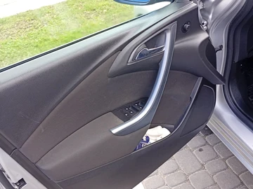 Авто Opel Astra 2014 № 8151740
