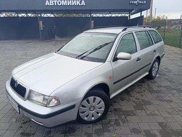 Авто Skoda Octavia 2002 № 8151877