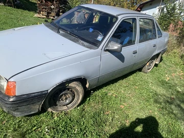 Авто Opel Kadett 1988 № 8151896