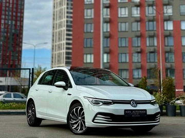 Авто Volkswagen Golf 2022 № 8151918