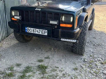 Авто Jeep Cherokee 2000 № 8152012