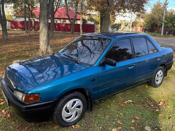 Авто Mazda 323 1994 № 8152045