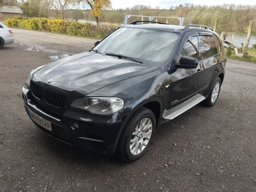 Авто BMW X5 2010 № 8152048
