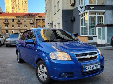 Авто Chevrolet Aveo 2010 № 8152144