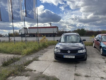 Авто Volkswagen Passat Variant 2000 № 8152184