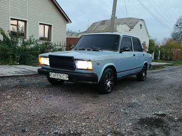Авто ВАЗ 2107 1986 № 8152259