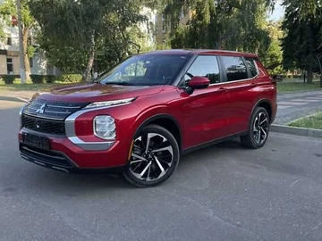 Авто Mitsubishi Outlander 2022 № 8152415