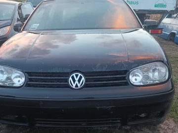 Авто Volkswagen Golf 2003 № 8152864