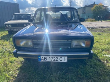 Авто ВАЗ 2105 1986 № 8153065