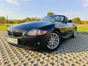 Авто BMW Z4 2004 № 8153274