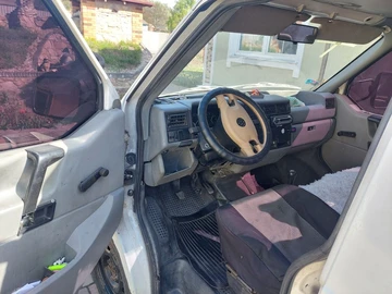 Авто Volkswagen Transporter 1996 № 8153285