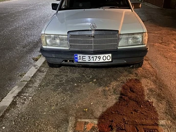 Авто Mercedes 190 1986 № 8153369