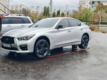 Авто Infiniti Q50 2016 № 8153375